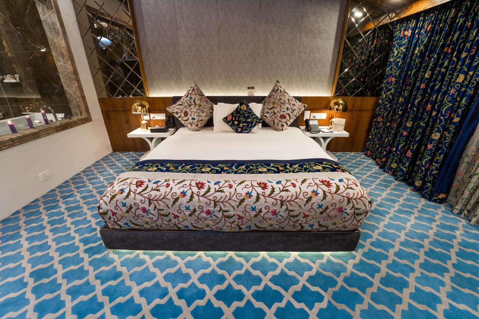Hotel Snowland, Srinagar מראה חיצוני תמונה