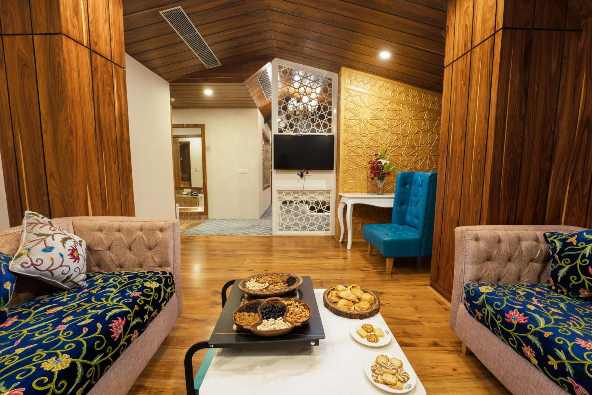 Hotel Snowland, Srinagar מראה חיצוני תמונה