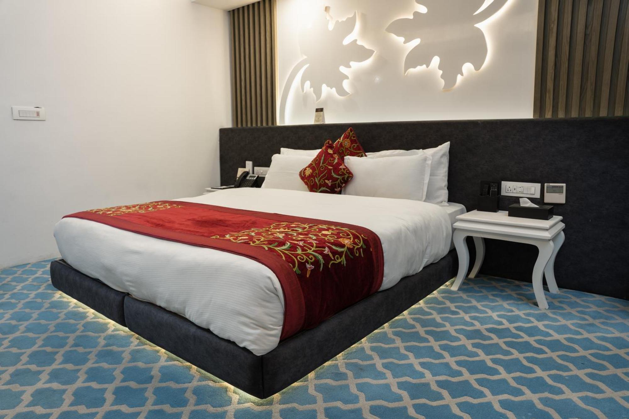 Hotel Snowland, Srinagar מראה חיצוני תמונה